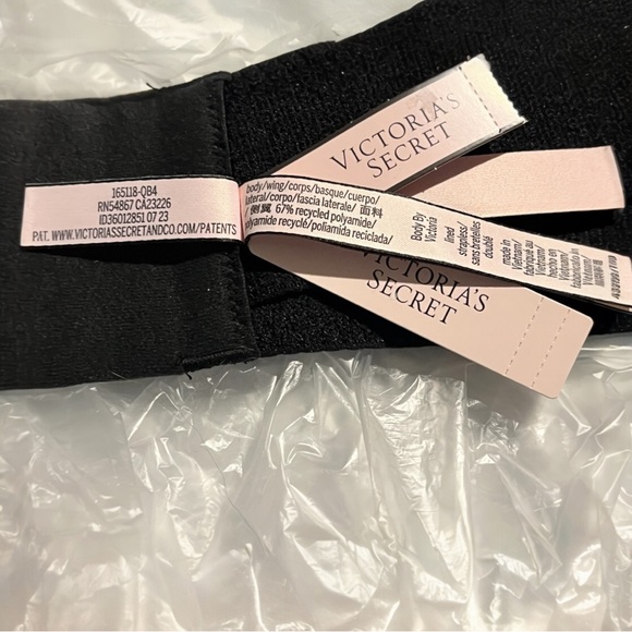 Victoria's Secret Bra Body by Victoria Strapless Lined Underwire Black 40DDD - Picture 5 of 8